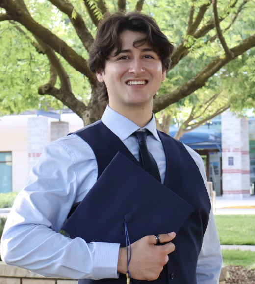 Profile picture of the MESA Program Coordinator, Pavel Martinez.